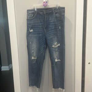 Risen Straight Leg Jeans